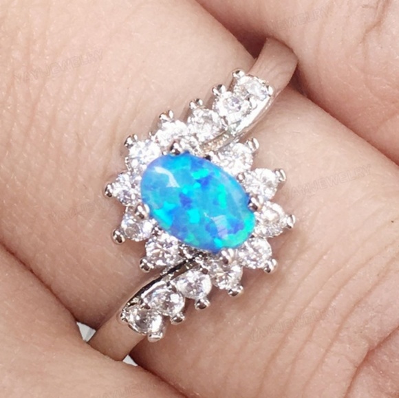 Light Blue Ring - Picture 1 of 1
